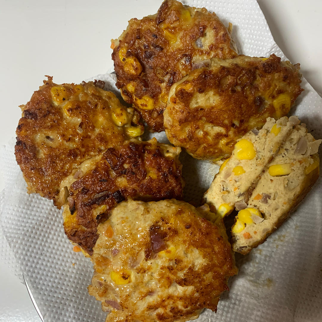 减肥餐低脂鸡胸肉饼