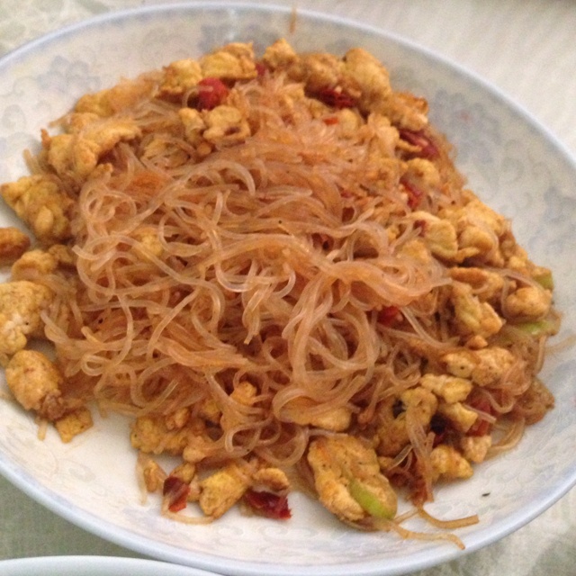 鸡蛋炒粉丝