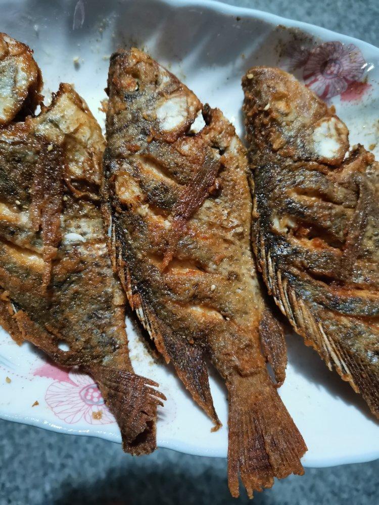 酥酥油炸罗非鱼