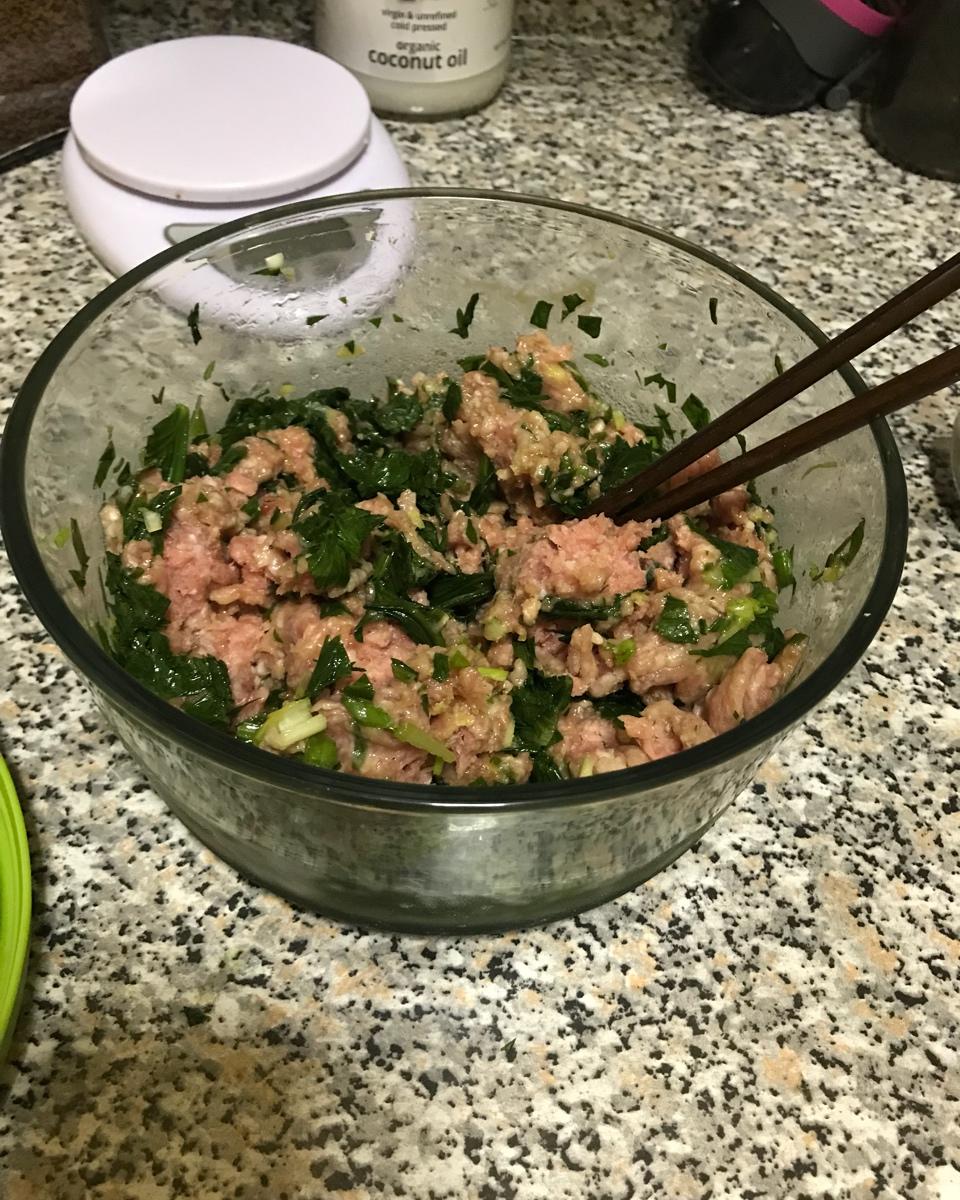 芹菜猪肉大馅饺子