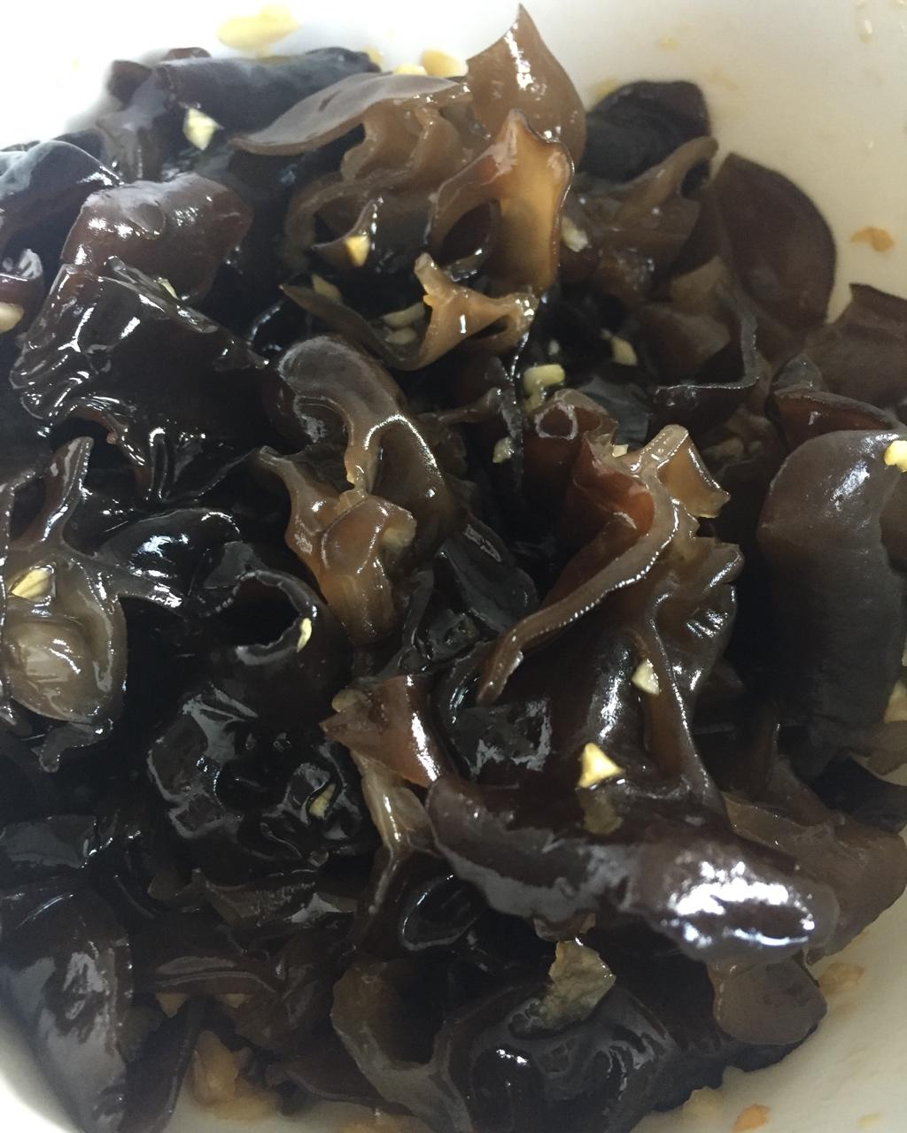 凉拌黑木耳