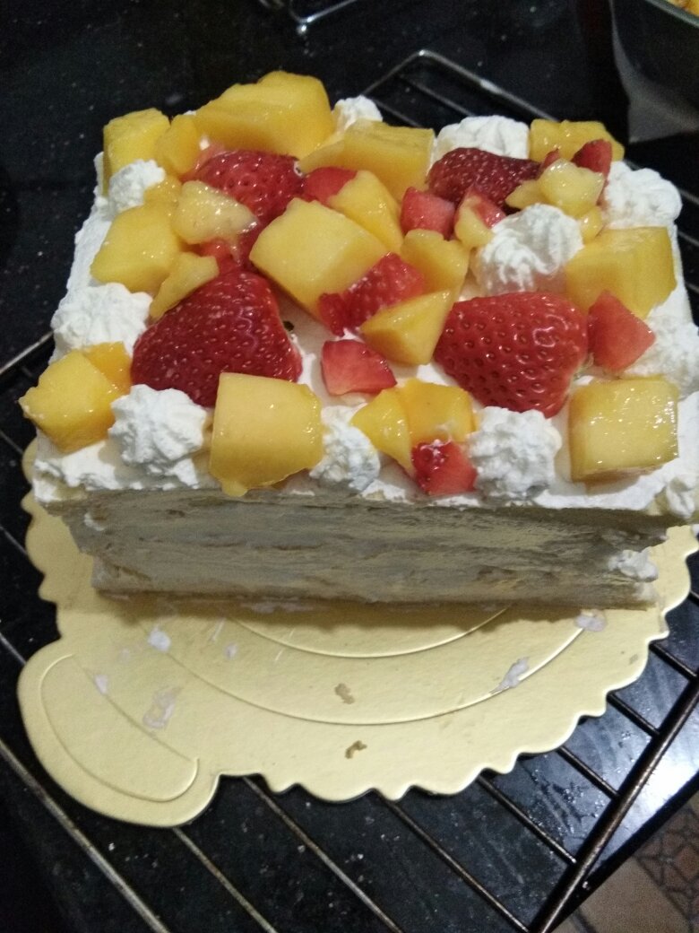 方形水果夹层蛋糕