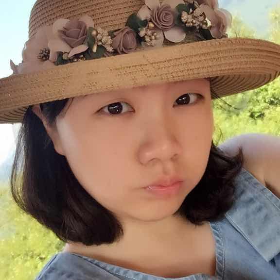 余鱼鱼_uvhy