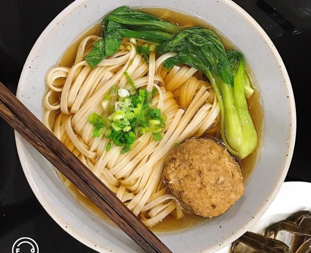 狮子头汤面的做法