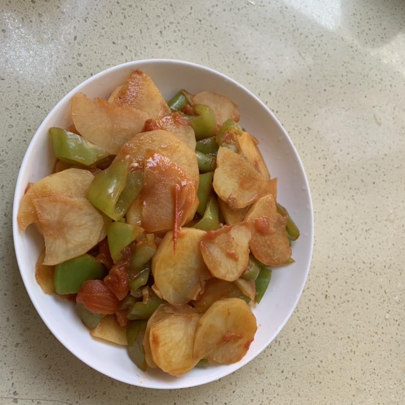 青椒番茄土豆片