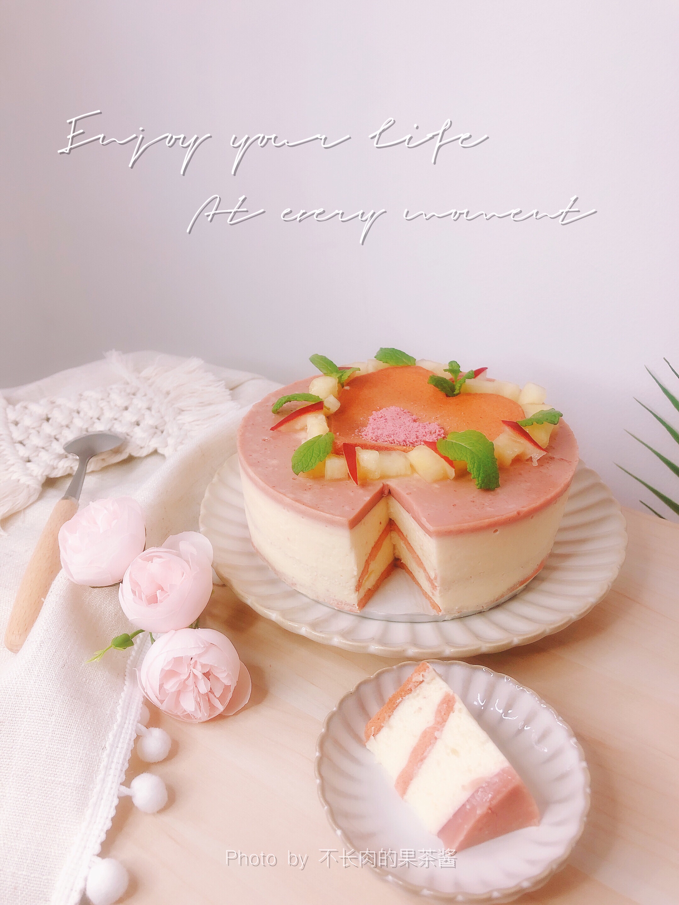 果茶厨房 | 🍑蜜桃慕斯蛋糕🍰：最最香甜的爱❤