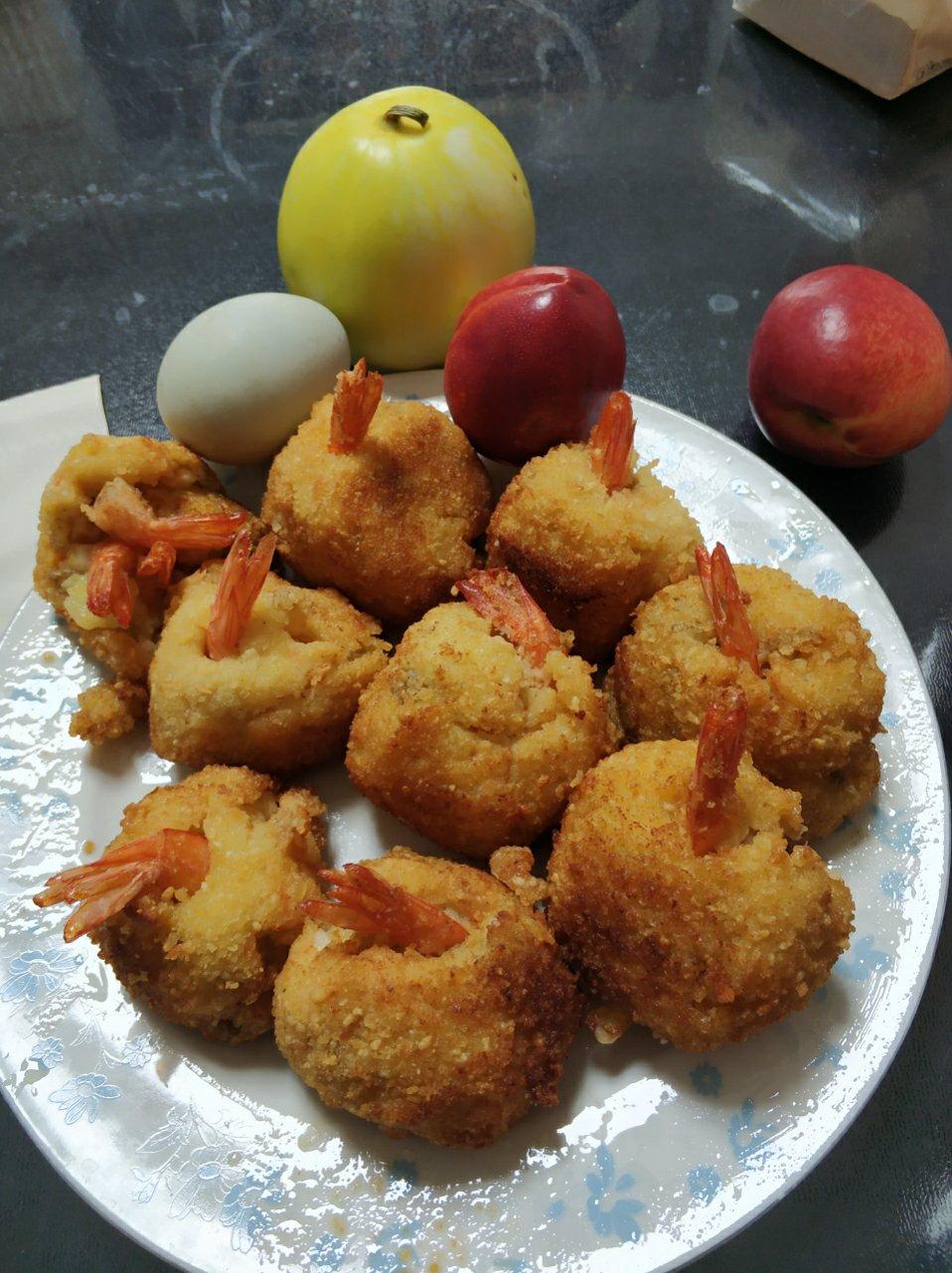 黄金土豆泥虾球
