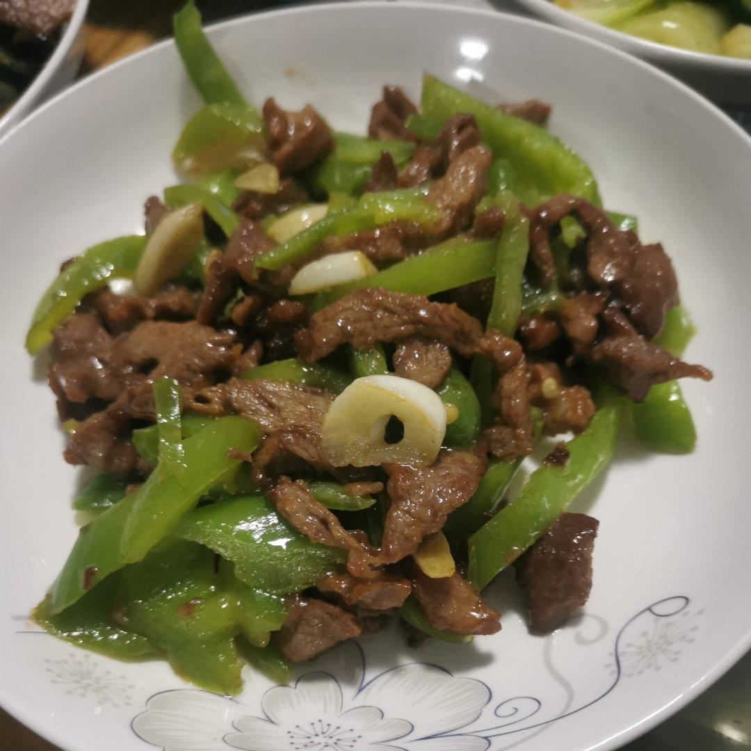 青椒炒牛肉丝
