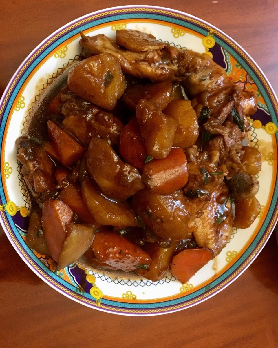胡萝卜土豆烧鸡翅