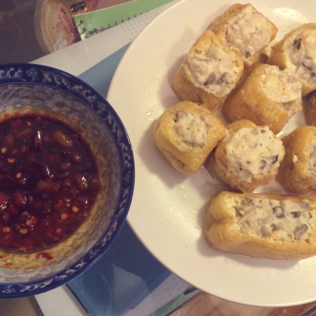 酿豆腐泡
