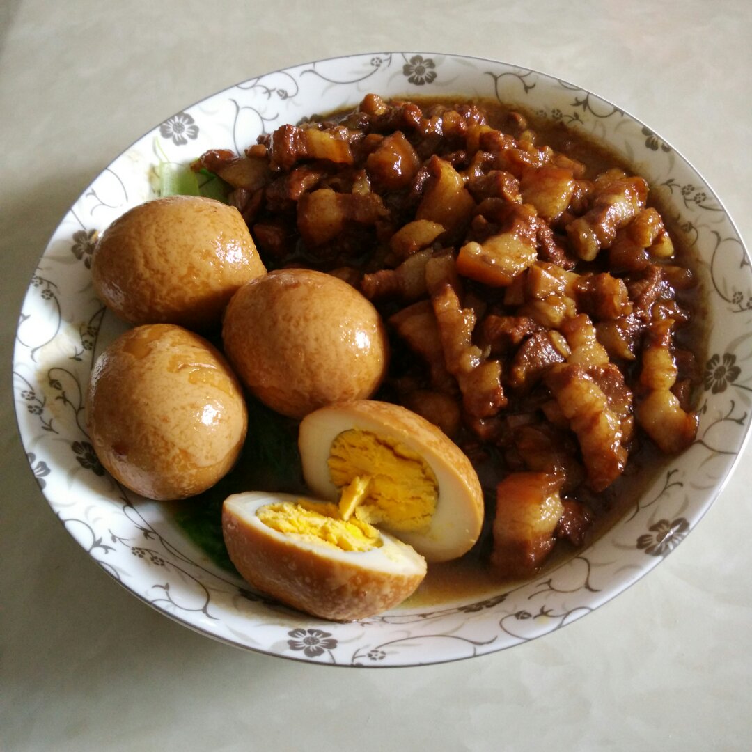 洋葱酥卤肉饭