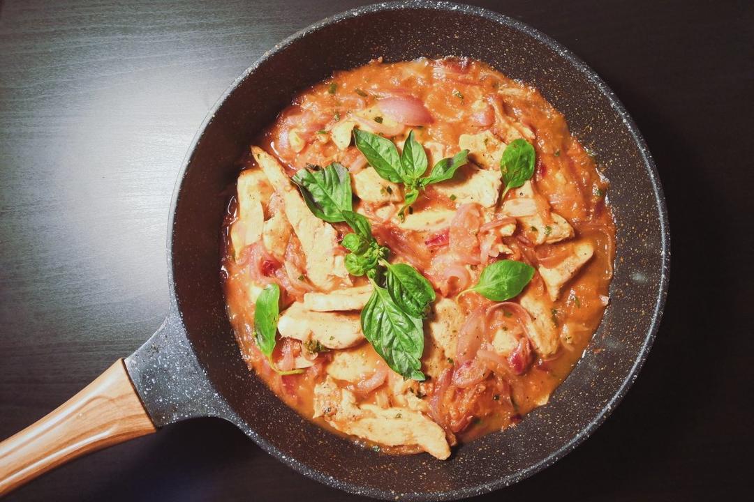 番茄炖鸡胸丨健康·三餐