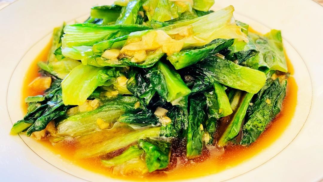 抗疫物资系列之二～蒜茸油麦菜的做法