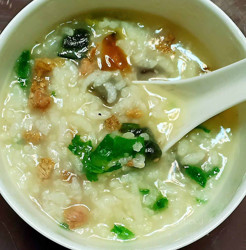 十五分钟快手之香滑皮蛋瘦肉粥(附五分钟电饭煲电压力锅更快捷方法)
