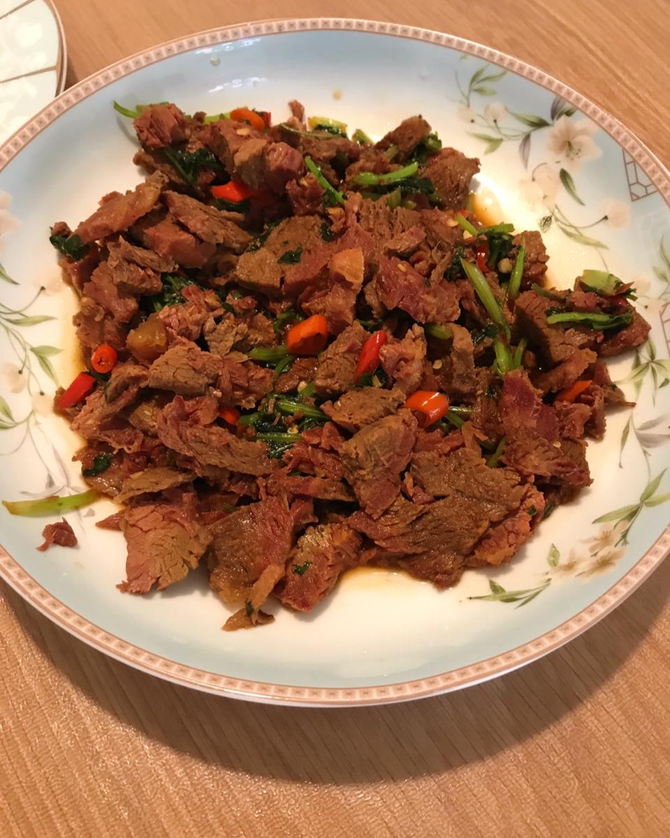 小炒黄牛肉（湘菜）