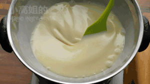 【小高姐】香草冰淇淋 手工制作的经典冰淇淋的做法 步骤3