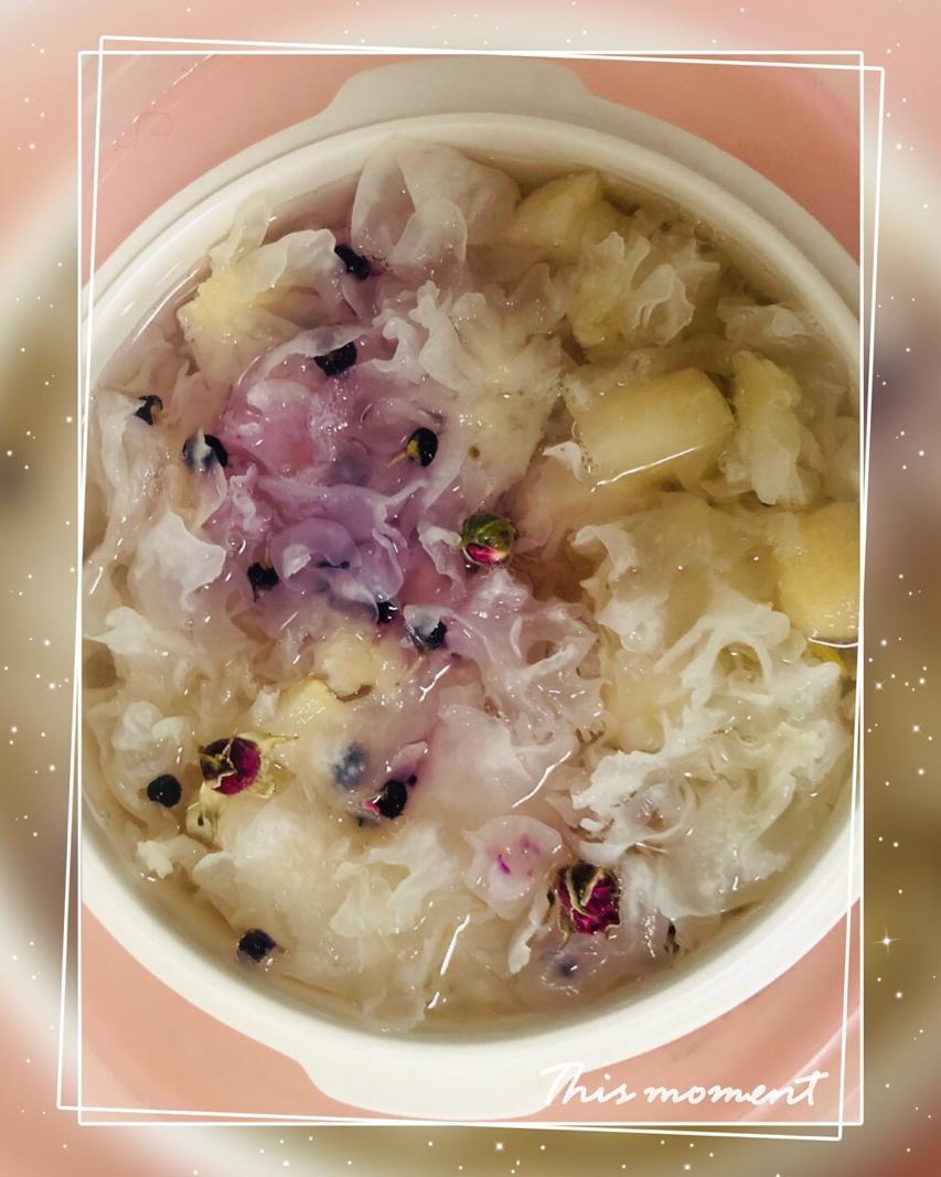 冰糖银耳雪梨汤