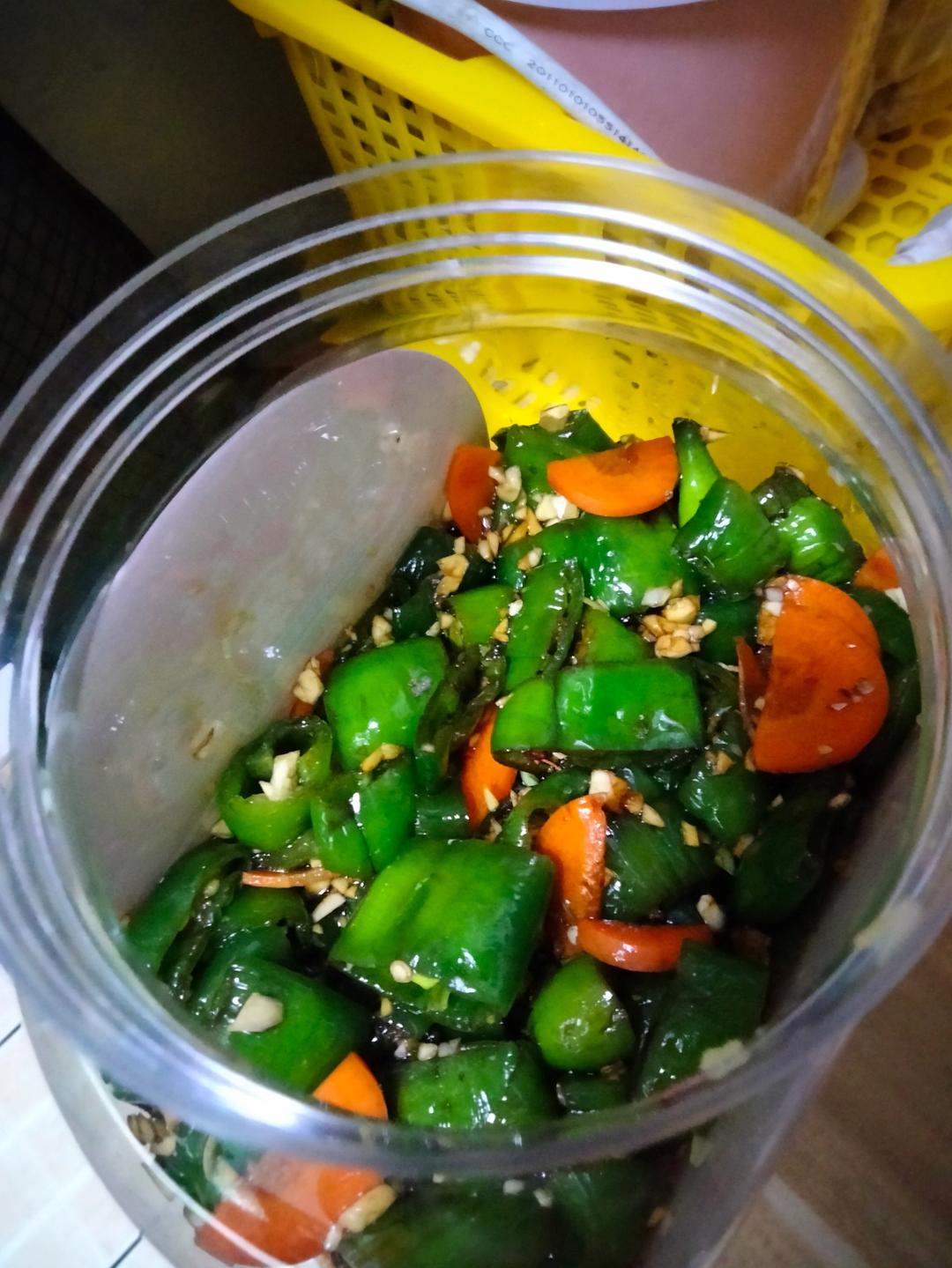 能让你多吃一碗饭的开胃小咸菜～腌辣椒（尖椒）圈