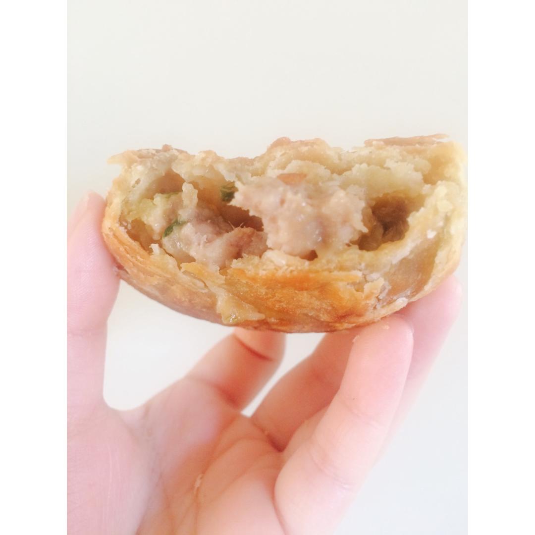 油酥肉火烧 Pork Pie