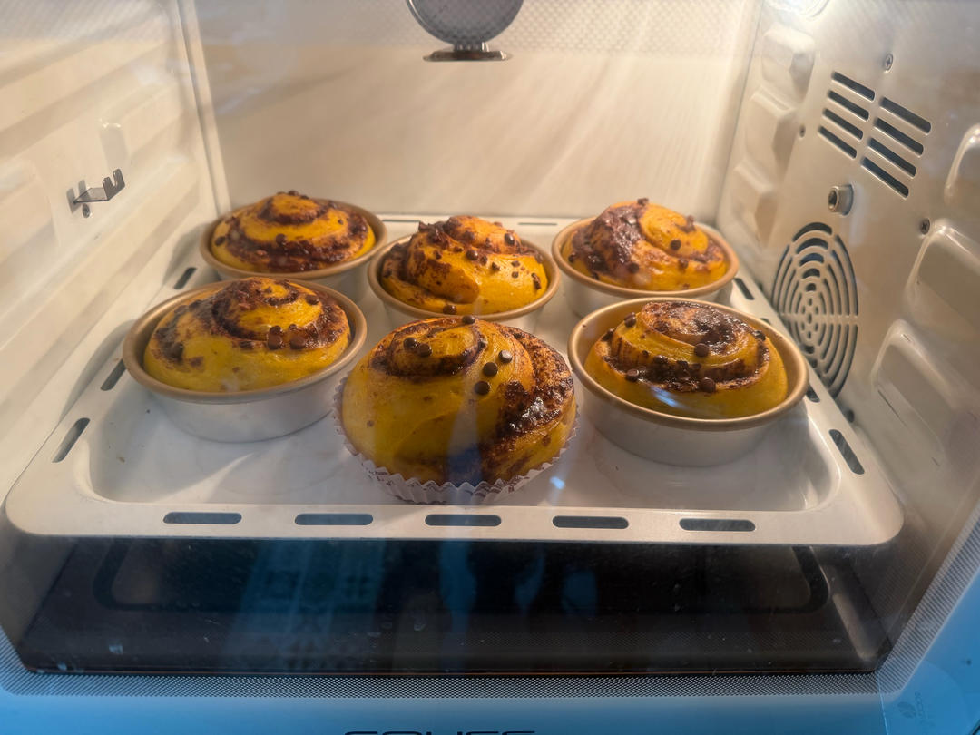 好吃！爱吃！香气浓郁热烈的布里欧修肉桂卷