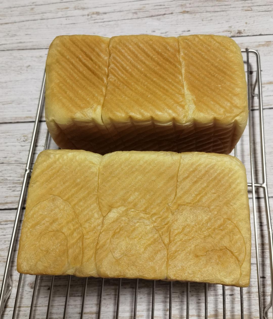 软到拿不起来的生吐司