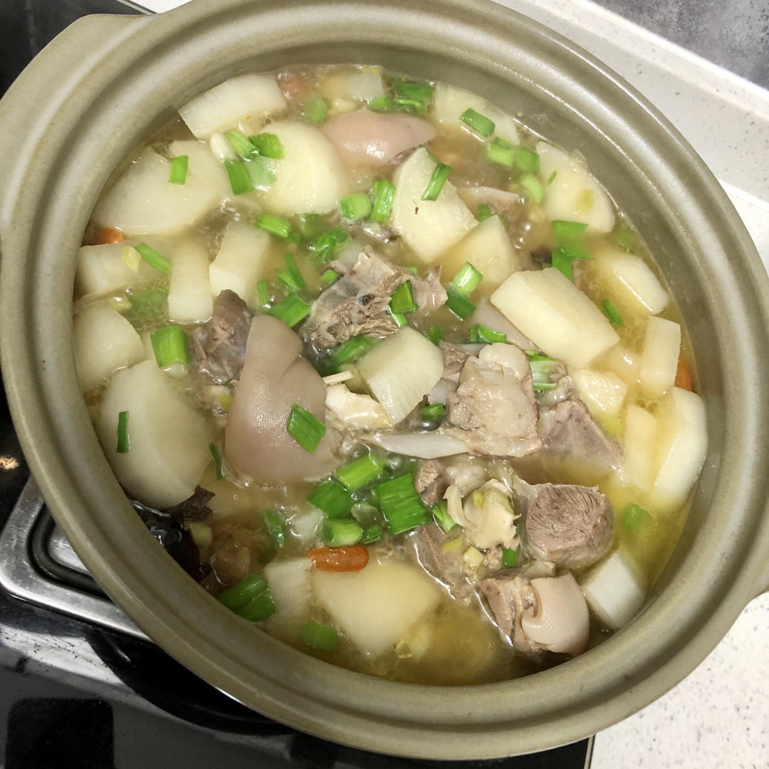 羊肉炖白萝卜