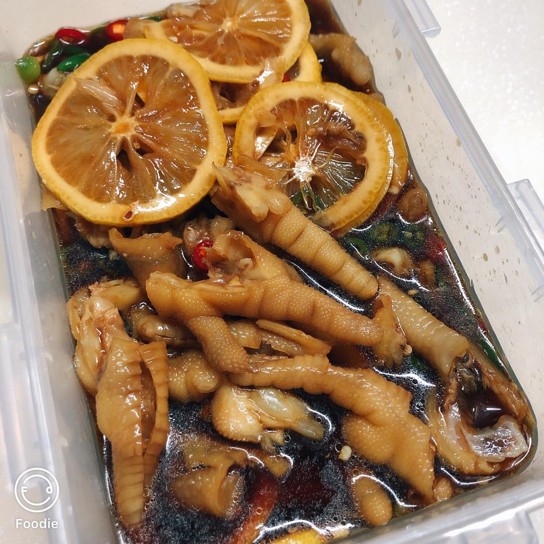 酸辣脱骨鸡爪