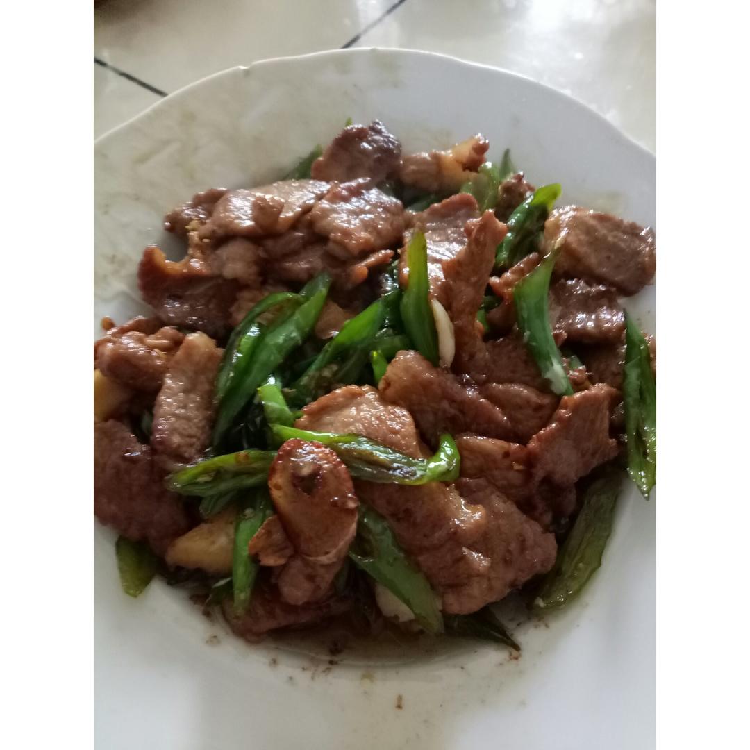 农家小炒肉【记忆中勾魂的油汤】