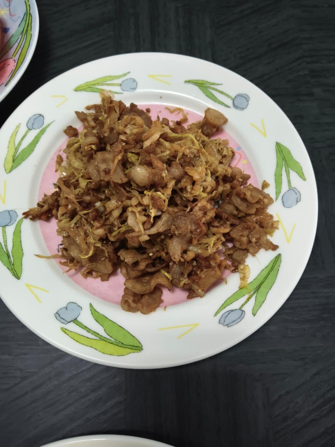 五花肉炒酸菜(东北酸菜)