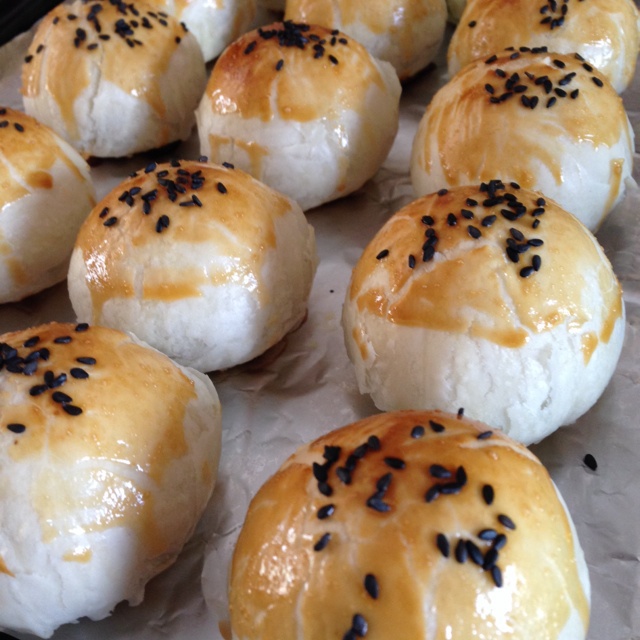 自制栗蓉蛋黄酥