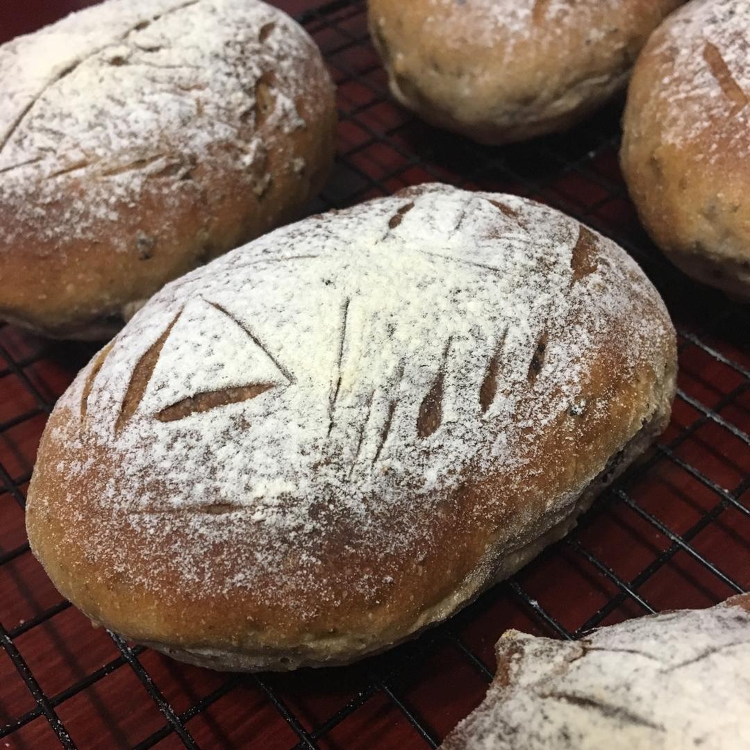 全麦核桃包～软欧包