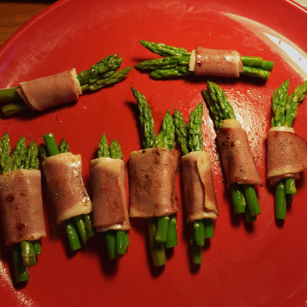 培根芦笋卷