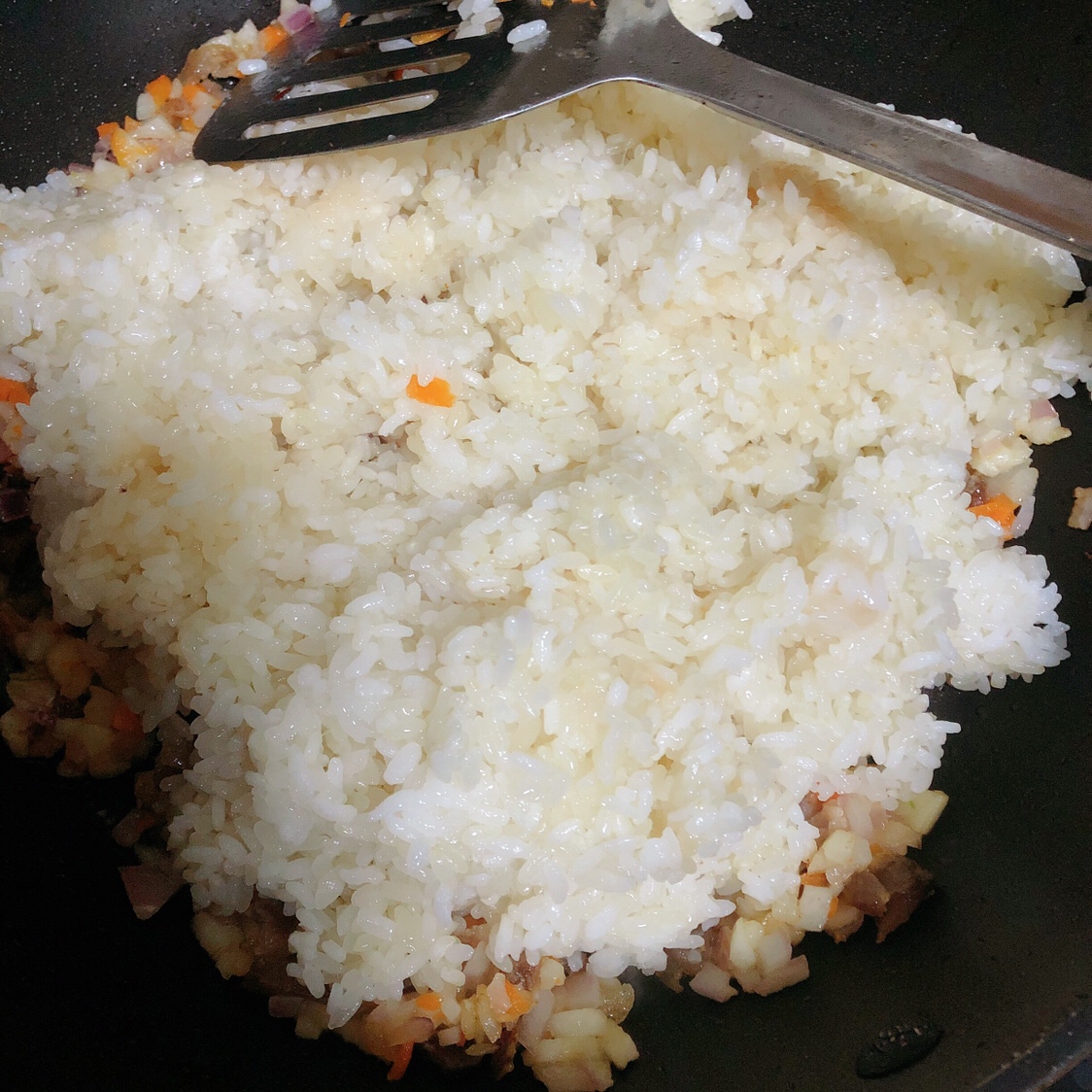腊味糯米饭的做法 步骤5