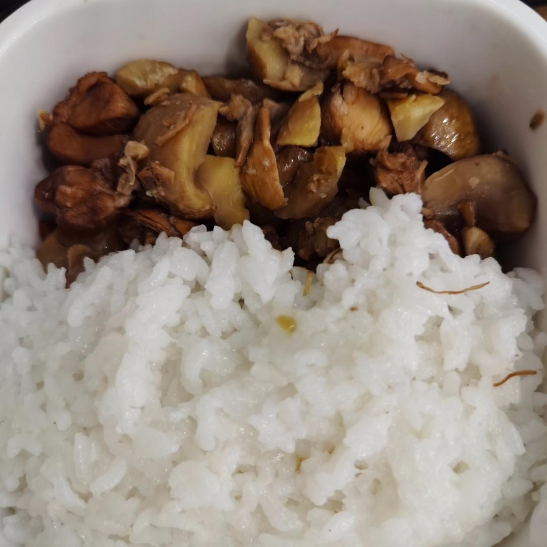 秋天里的美味【板栗烧鸡】含板栗不糊汤的小秘诀