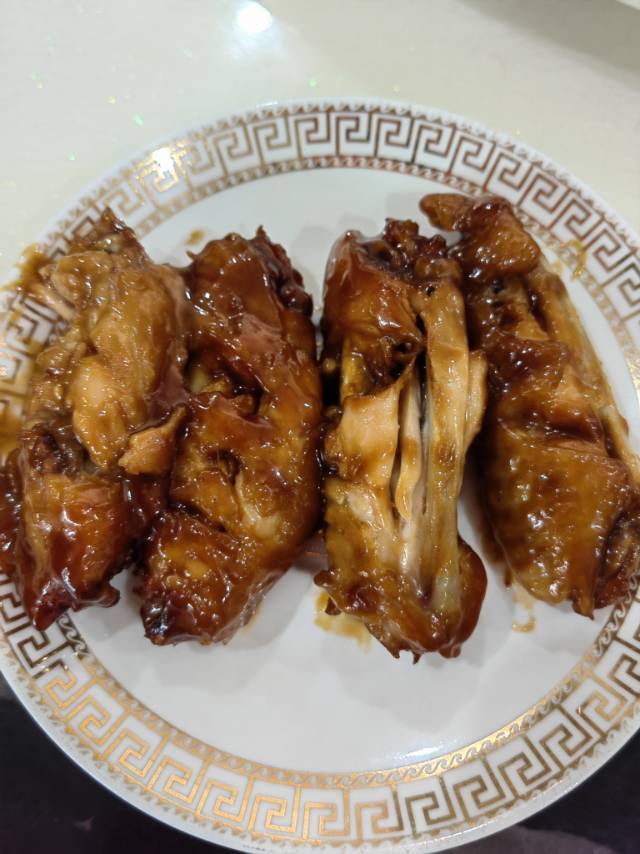 小美红烧鸡翅（孩子吃得舔盘子）