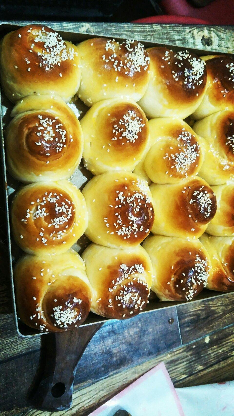 脆底蜂蜜小面包