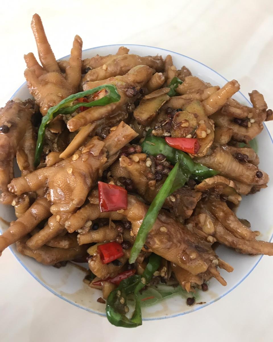 香辣烧鸡爪