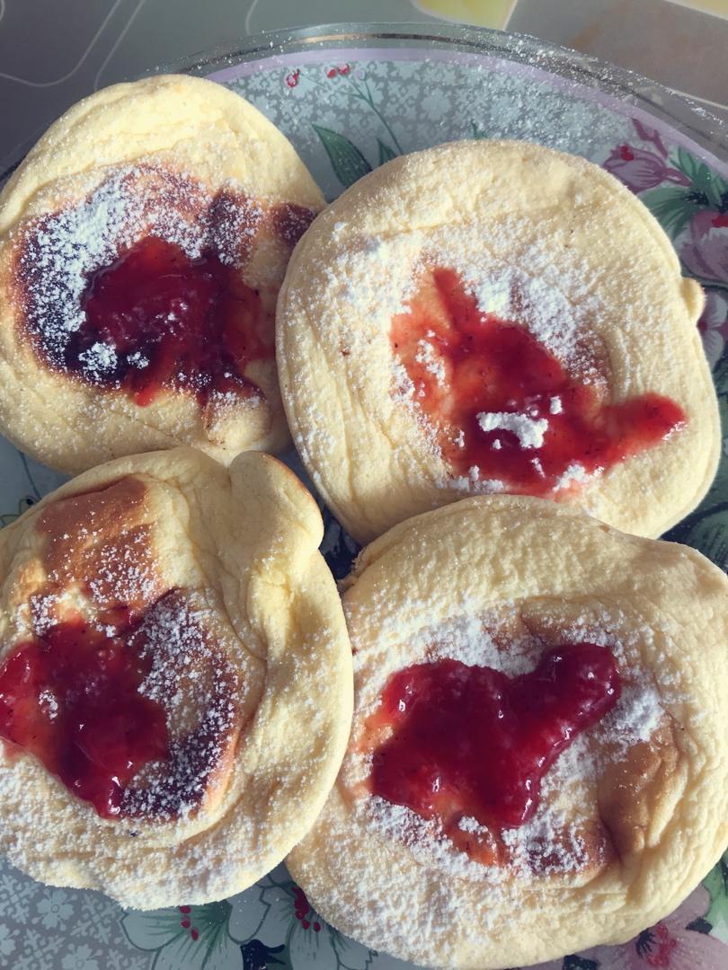 不用烤箱 15分钟无油低糖的舒芙蕾蛋糕松饼 🥞 蓬松绵软