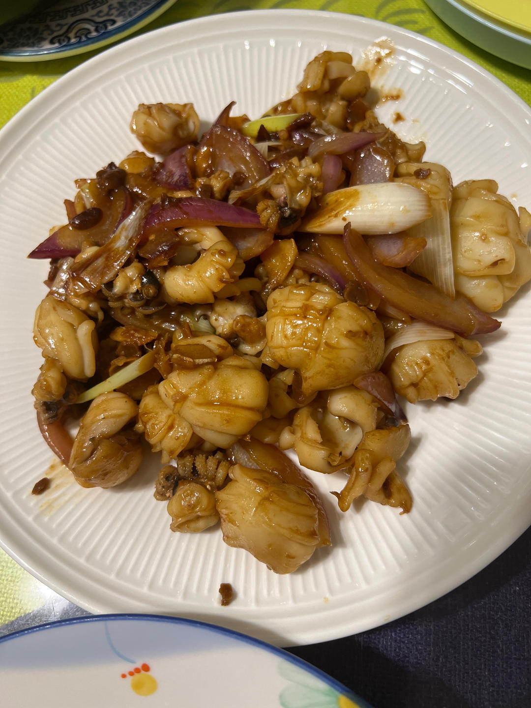 家常快手菜  酱爆墨鱼仔（15分钟搞定）