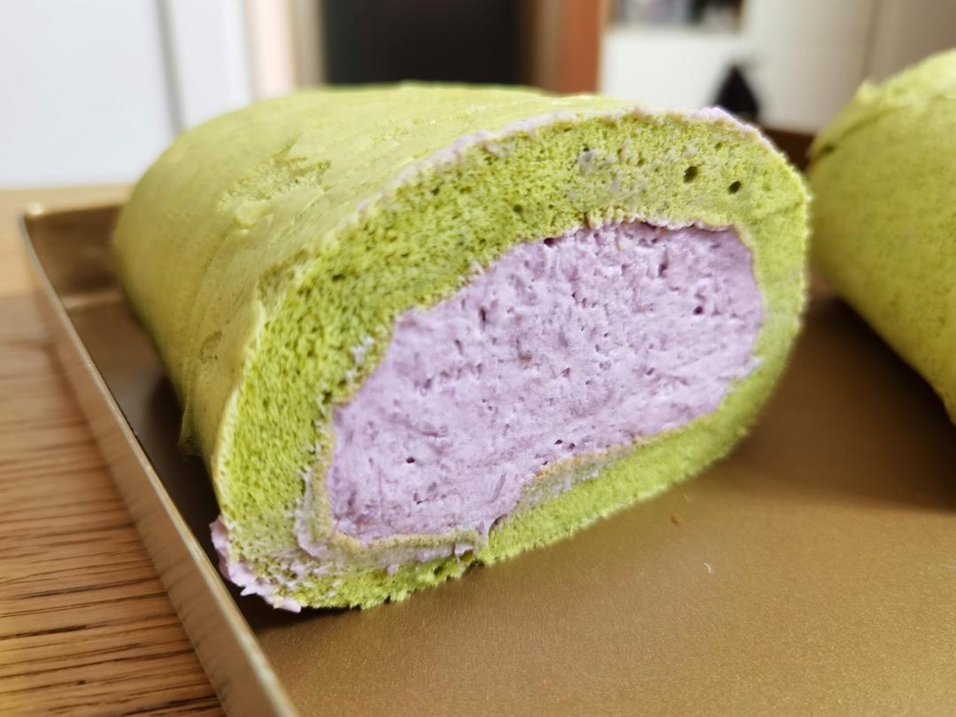 敲好吃的芋泥奶冻蛋糕卷
