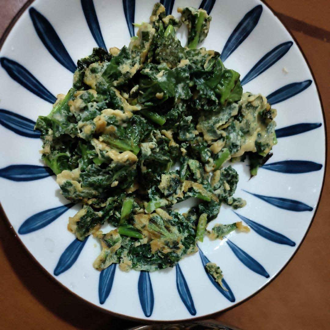 美国版香椿炒蛋：羽衣甘蓝炒鸡蛋，这下你不会嫌Kale难吃了！