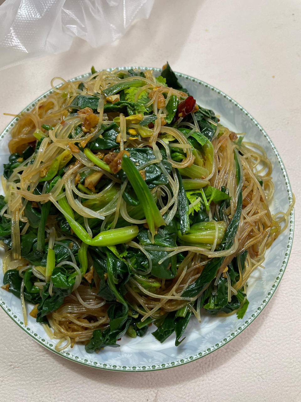 万能凉拌菜料汁（凉拌菠菜粉丝）