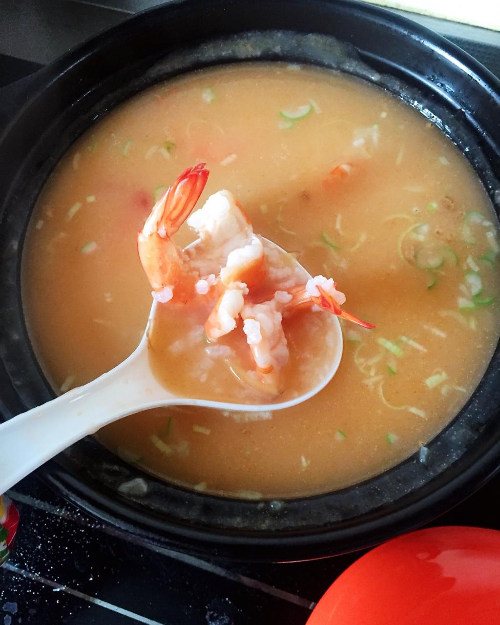 鲜虾砂锅粥