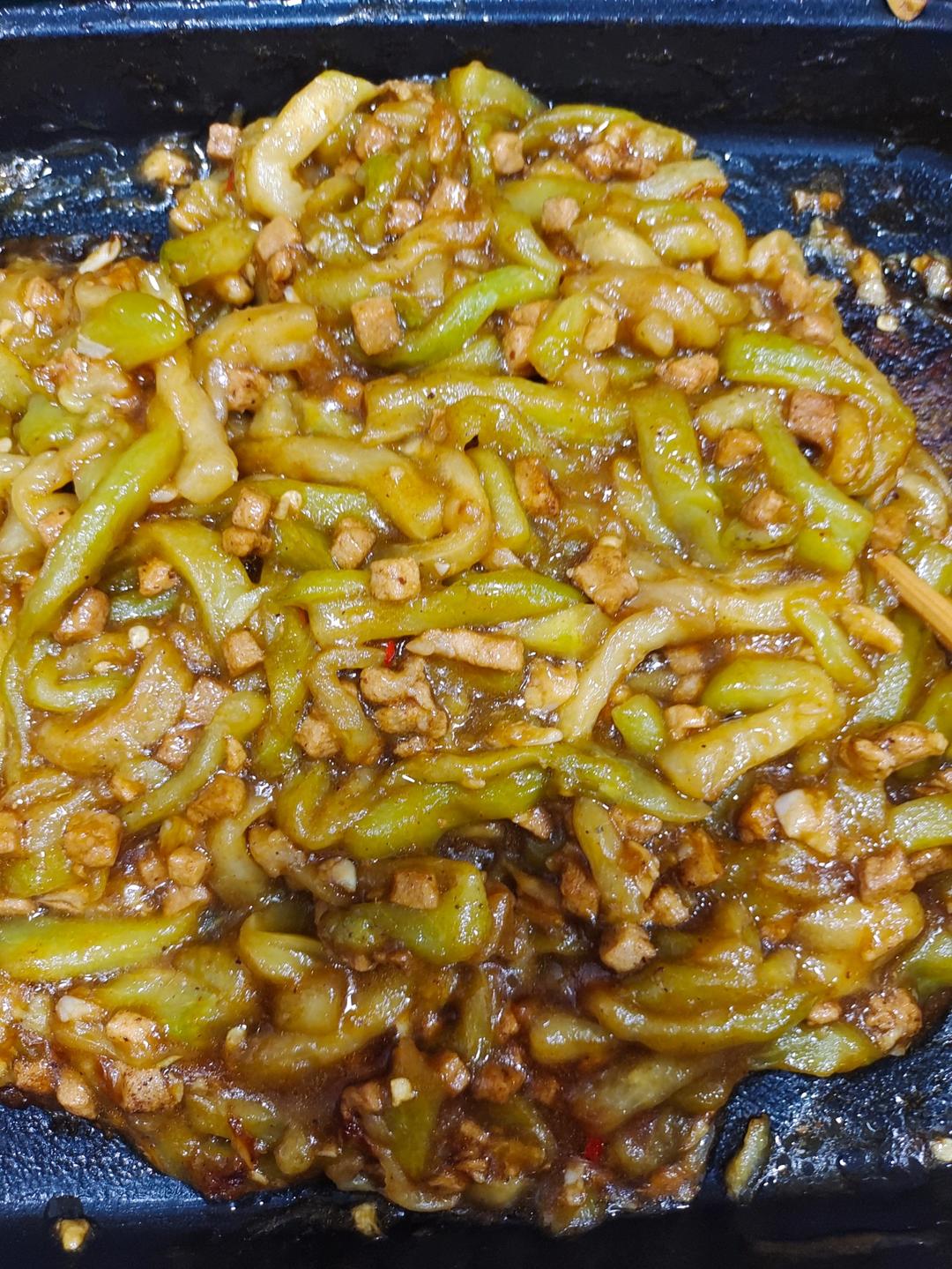 肉沫茄子（非油炸健康版）文末另附万能鱼香汁配方。