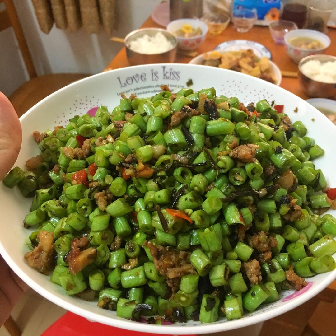 肉沫豆角下饭菜