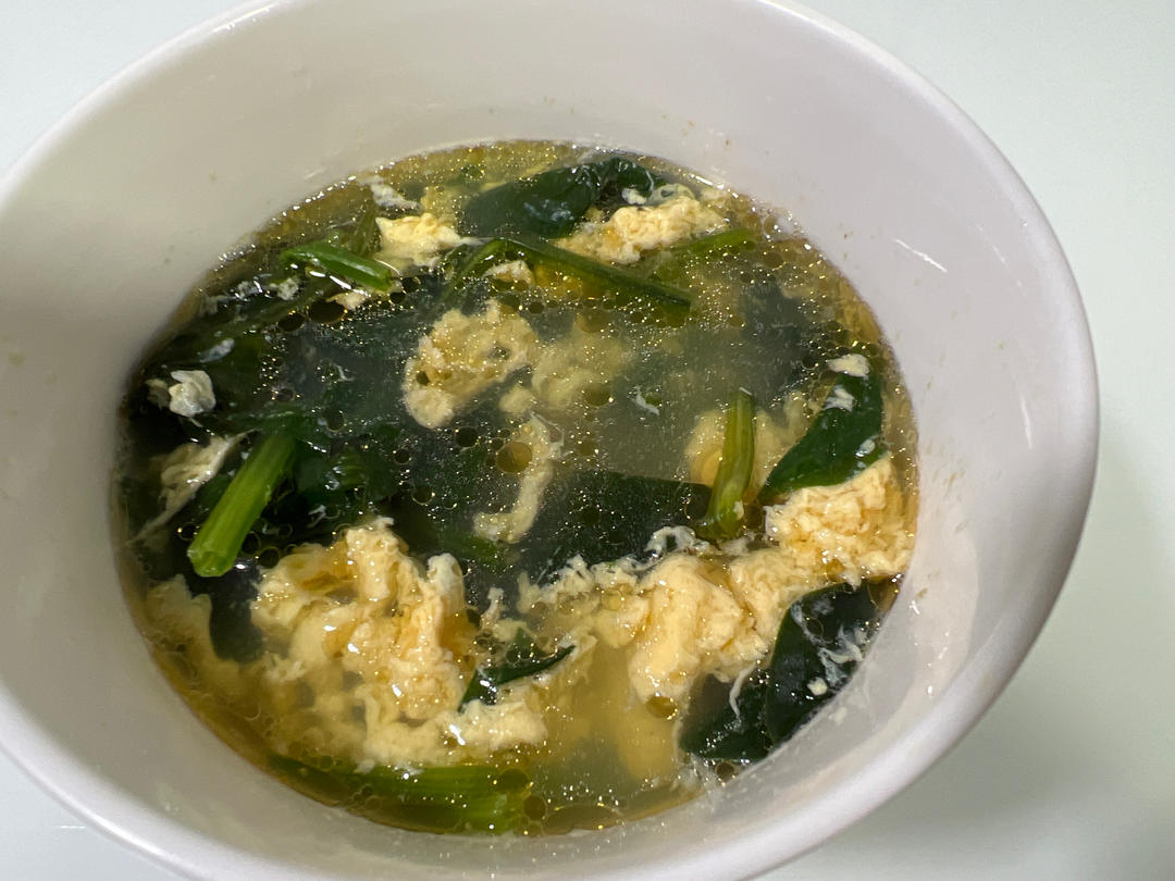 菠菜鸡蛋汤