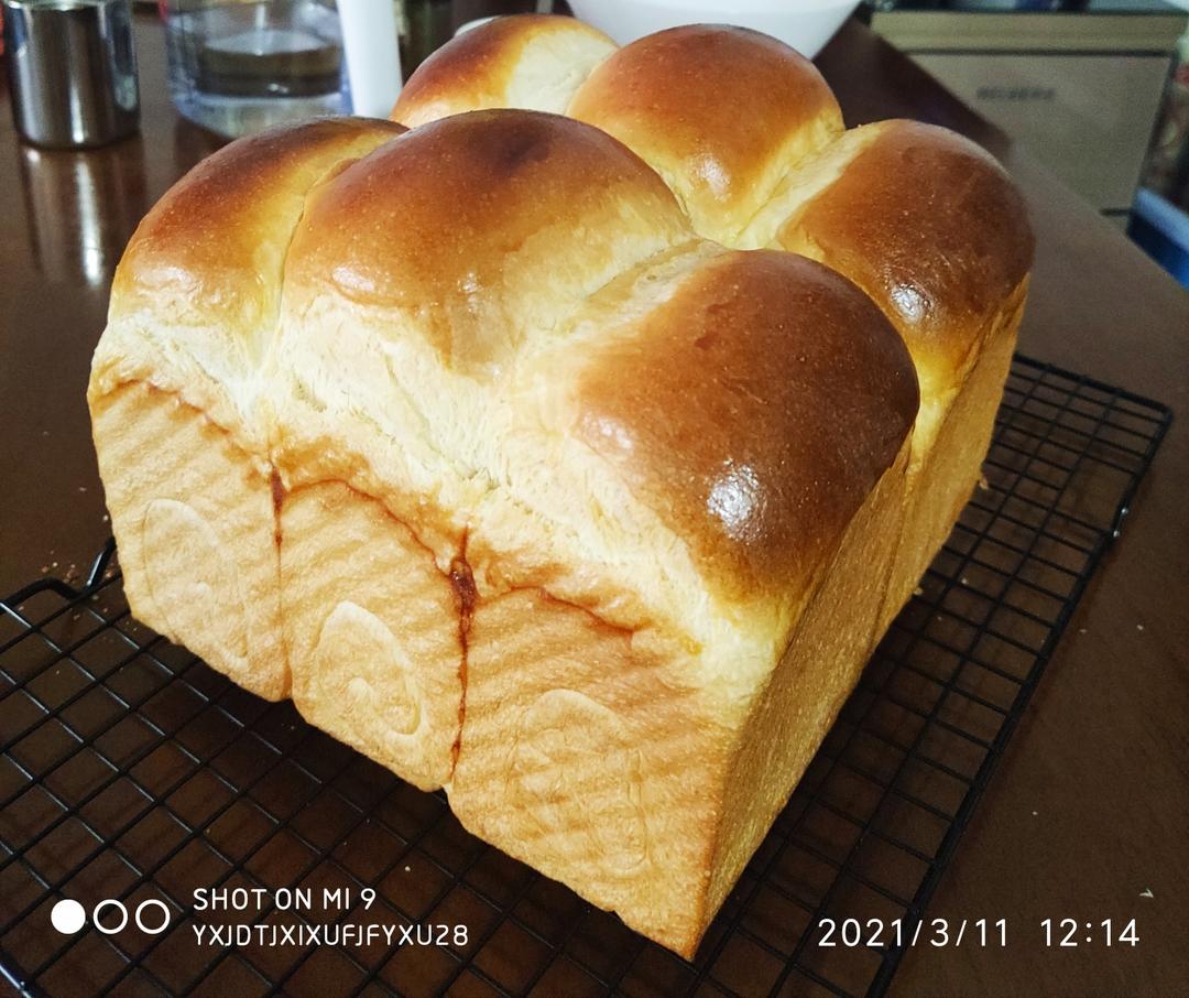 纯奶手撕吐司的做法 步骤1