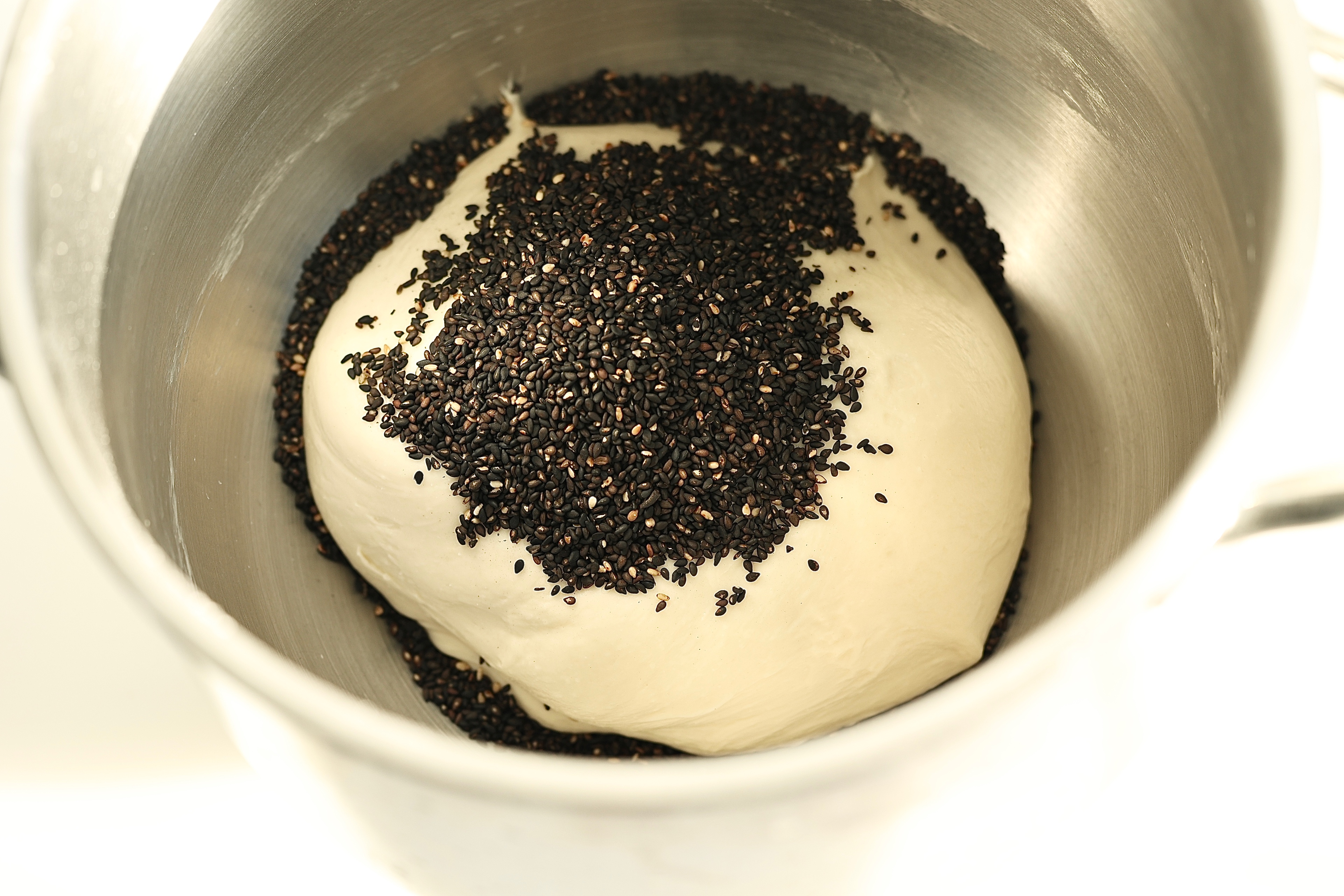 黑芝麻海盐卷/日式盐面包的做法 步骤5