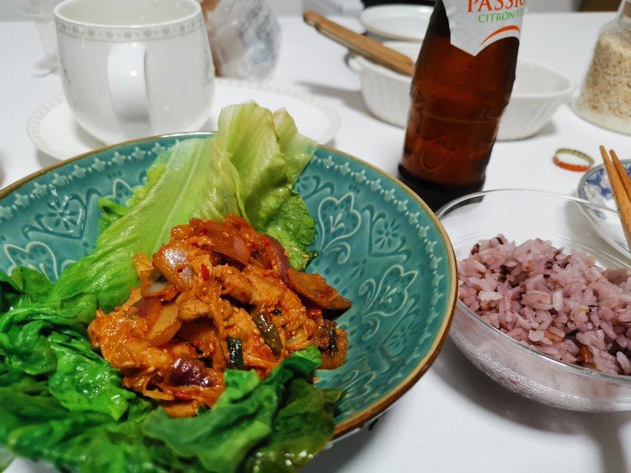 辣白菜炒五花肉
