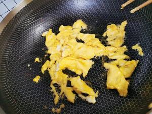 韭菜鸡蛋炒粉丝的做法 步骤3